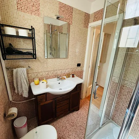 아파트 Oli's House 바리