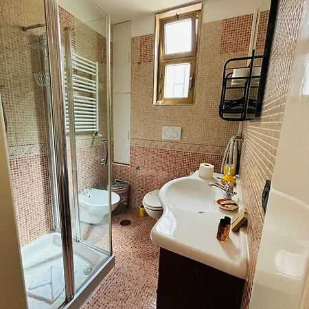 Oli's House Apartman Bari