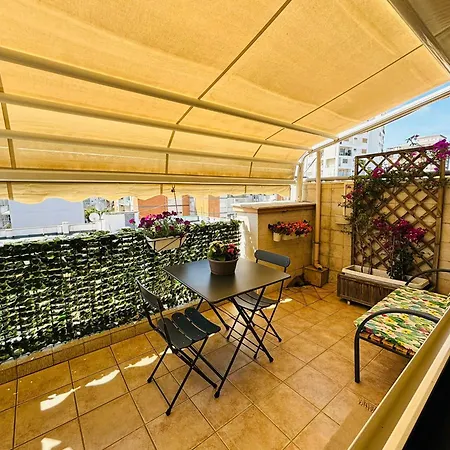 Oli's House Apartman Bari